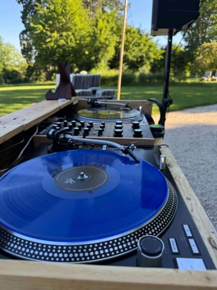 Le Bar à Vinyles